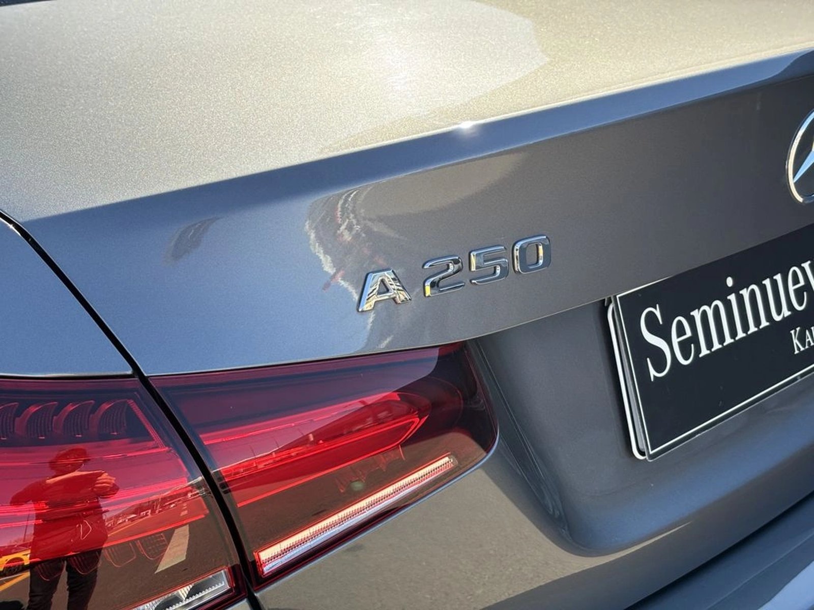 Mercedes-Benz A 250 2023 - Imagen 7 de 18