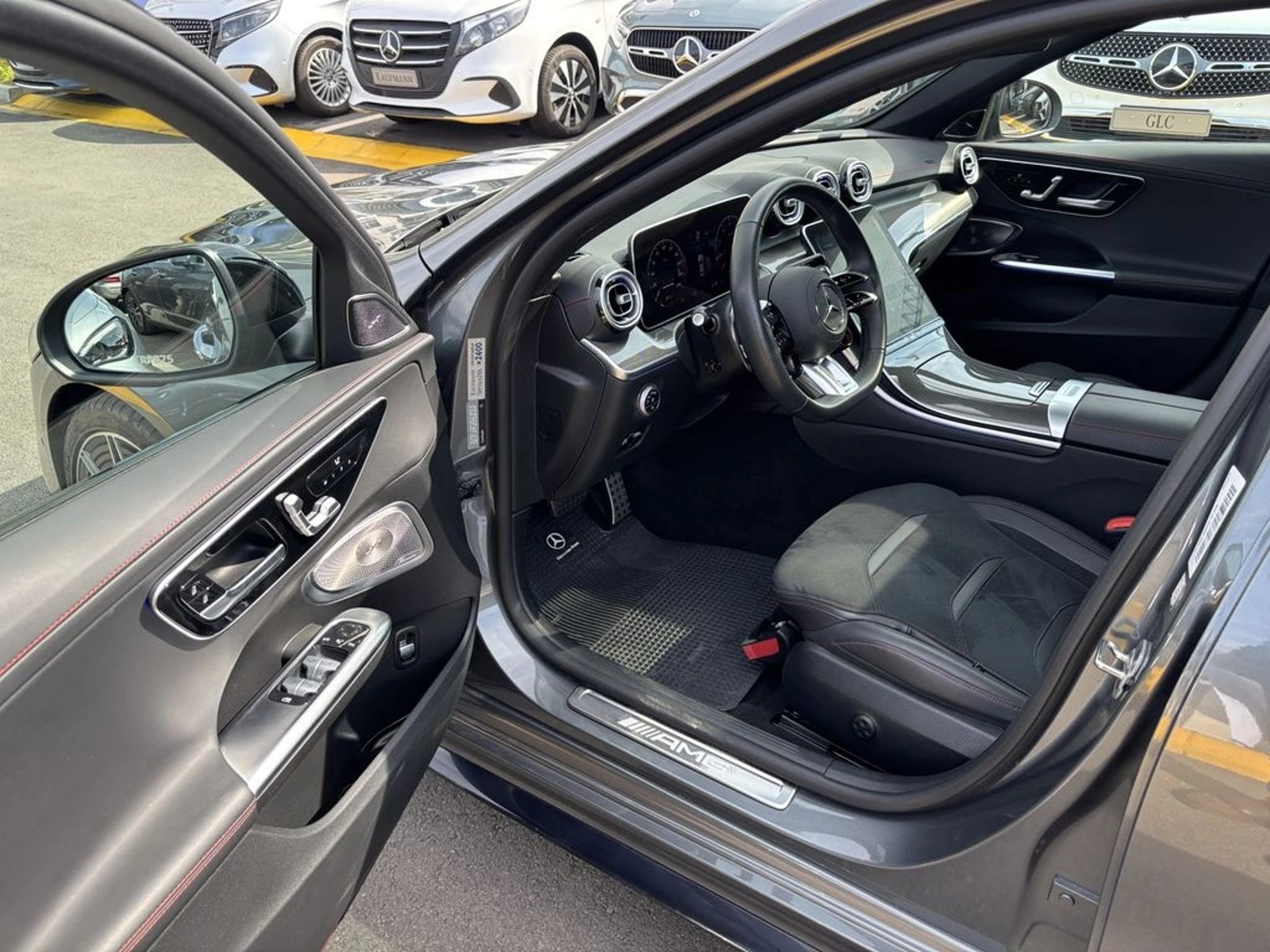 Mercedes-Benz C 43 2025 - Imagen 17 de 20
