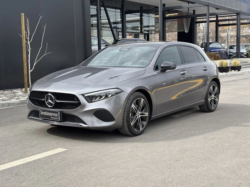 Mercedes-Benz A 200 2024