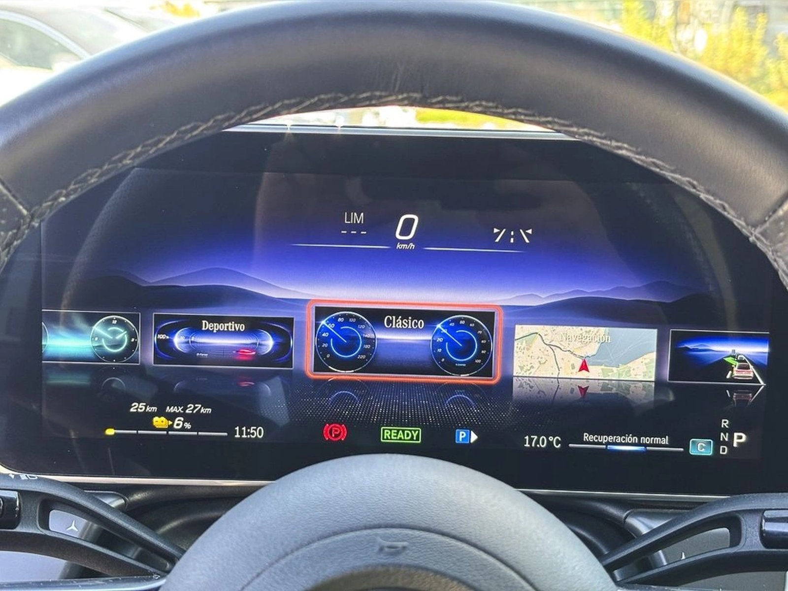 Mercedes-Benz Eqe 350 + 2025 - Imagen 15 de 17