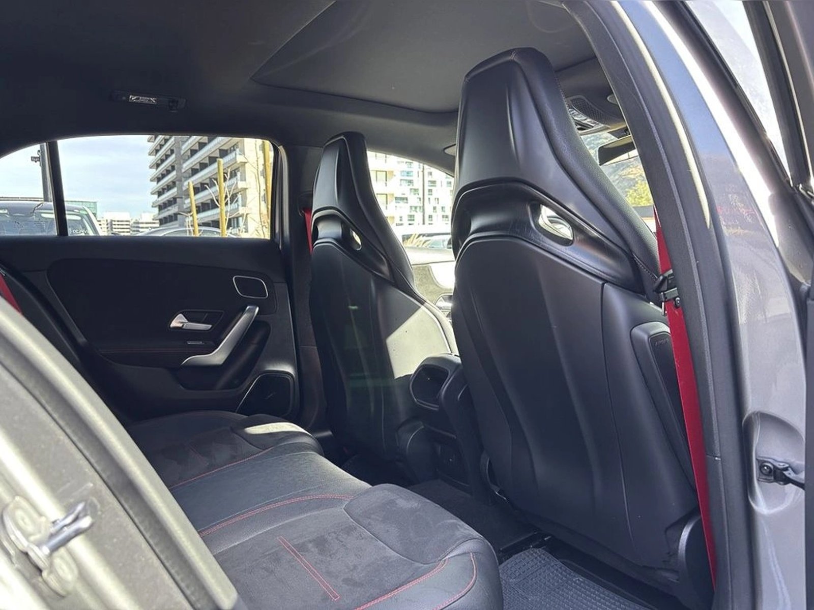 Mercedes-Benz A 45 2023 - Imagen 6 de 20