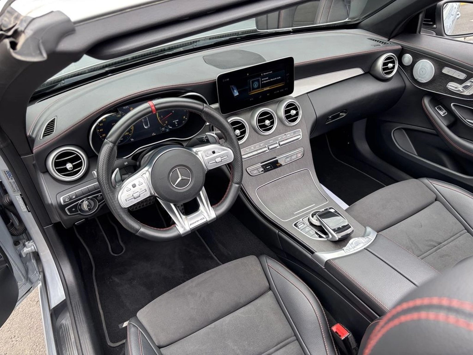 Mercedes-Benz C 43 2023 - Imagen 13 de 20
