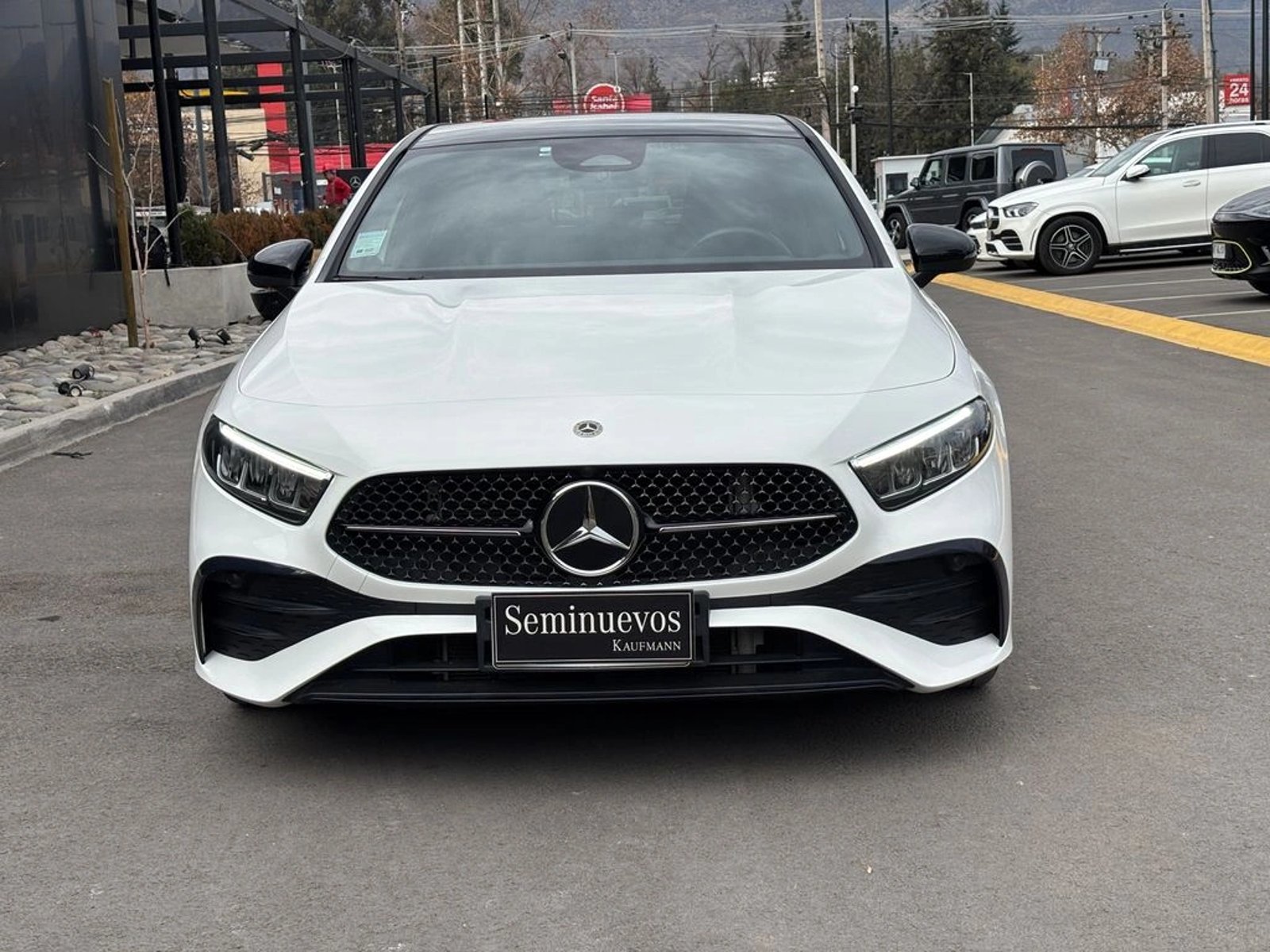 Mercedes-Benz A 200 2025 - Foto 2 de 13
