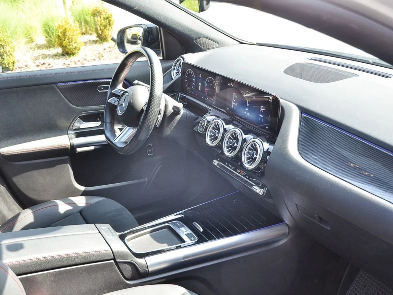 Mercedes-Benz Gla 200 2024 - Foto 5 de 17