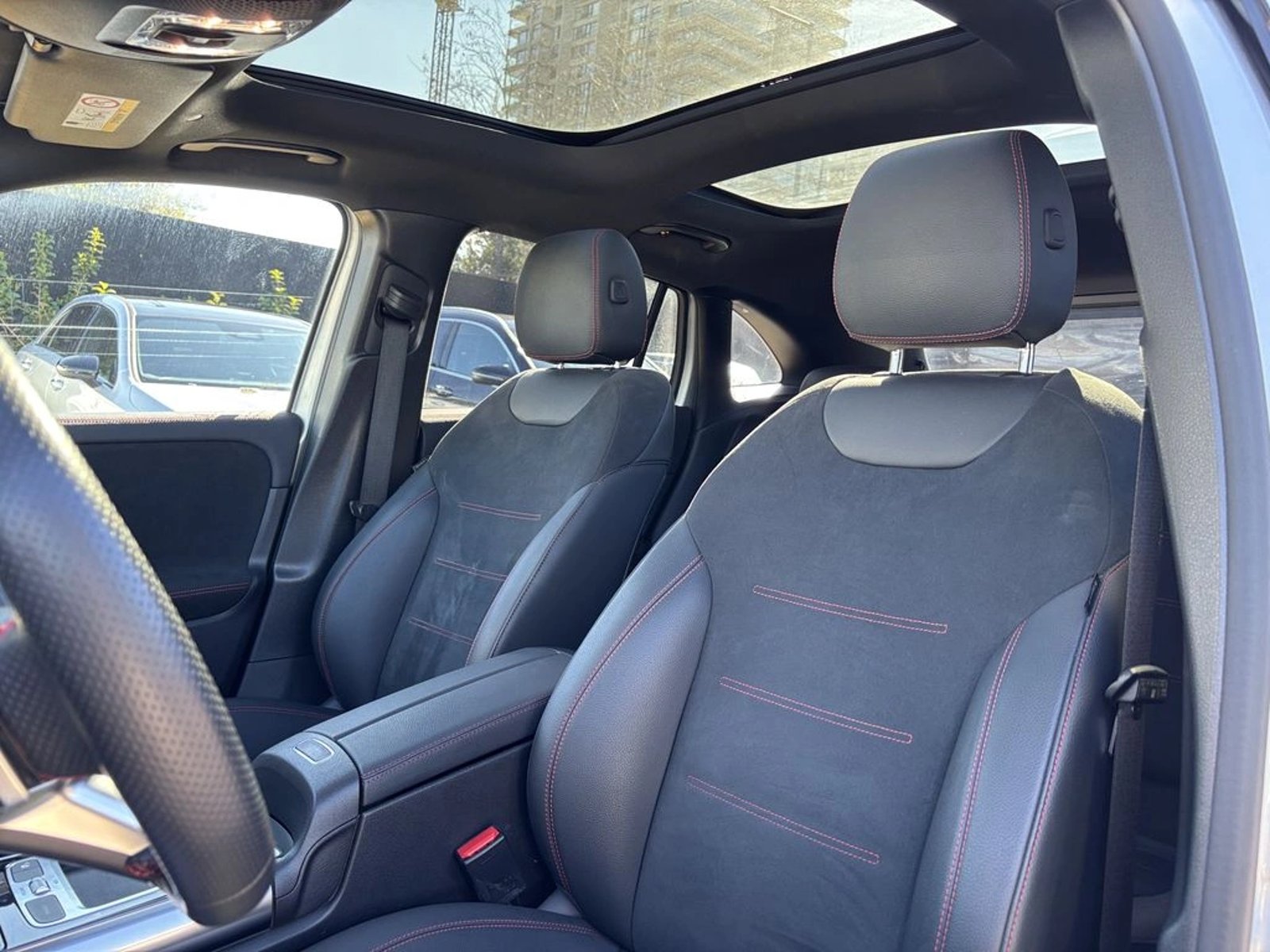 Mercedes-Benz Gla 220 2024 - Imagen 10 de 19