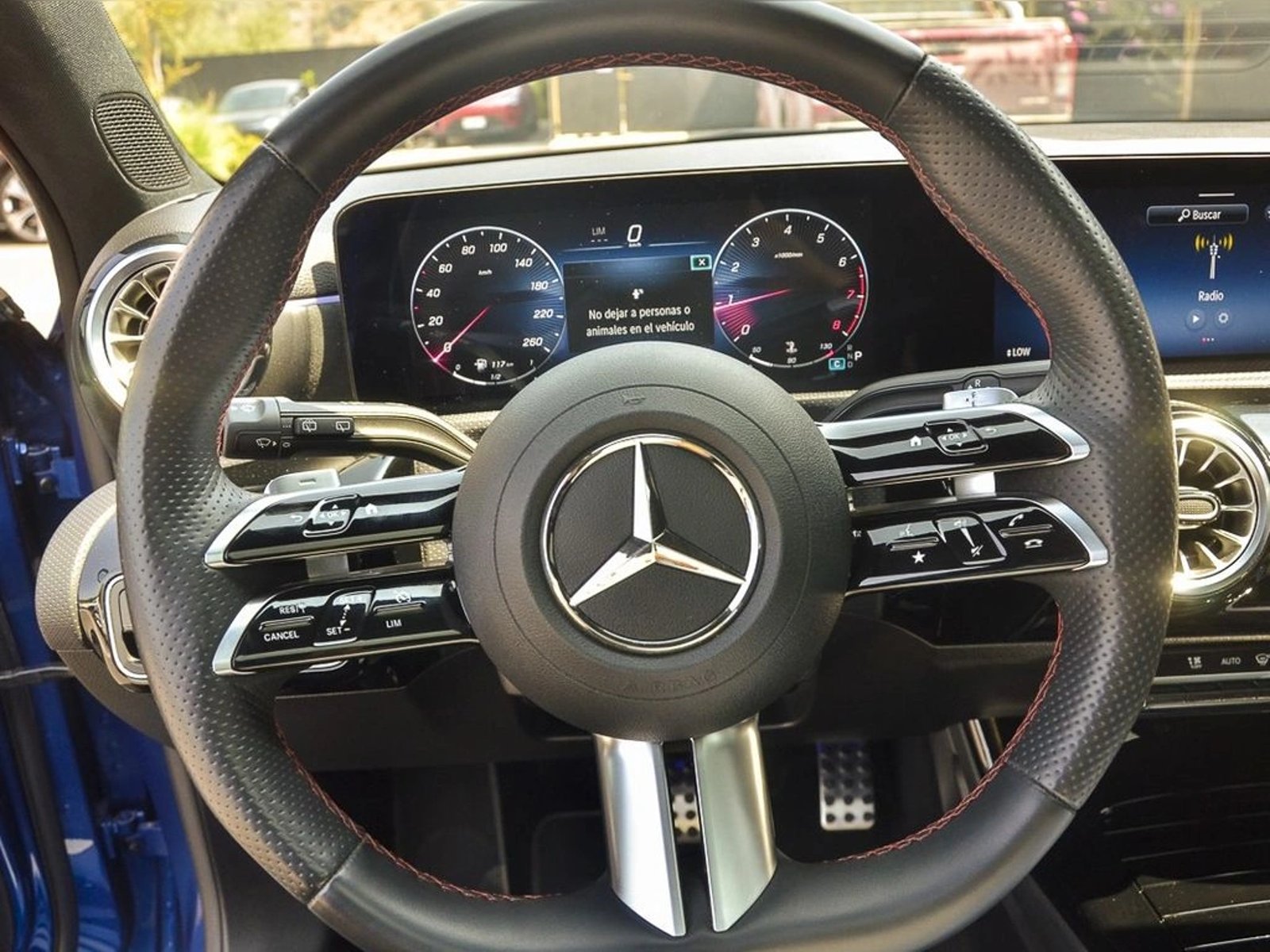 Mercedes-Benz A 200 2025 - Imagen 15 de 17
