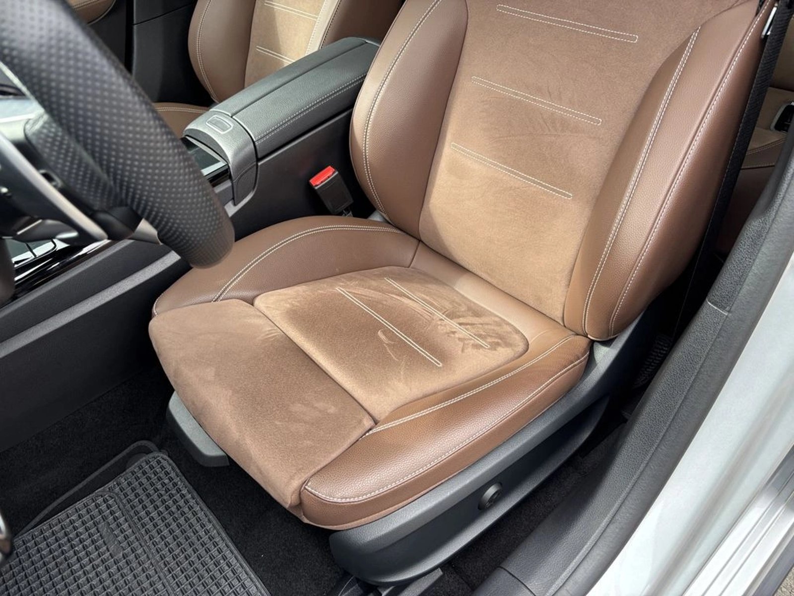 Mercedes-Benz A 35 2025 - Imagen 13 de 19
