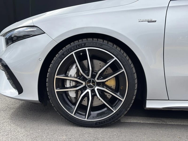 Mercedes-Benz A 35 2025 - Imagen 8 de 19