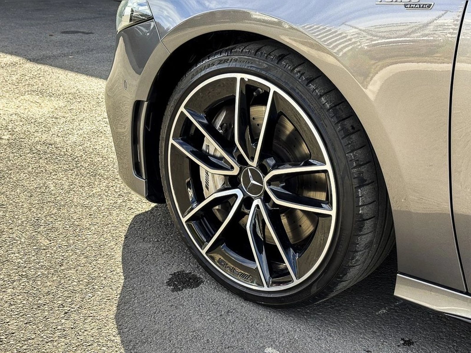 Mercedes-Benz A 35 2023 - Imagen 9 de 20