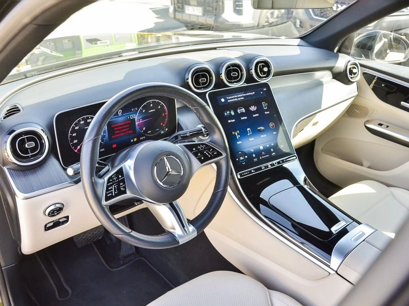 Mercedes-Benz Glc 220 2025 - Imagen 12 de 16