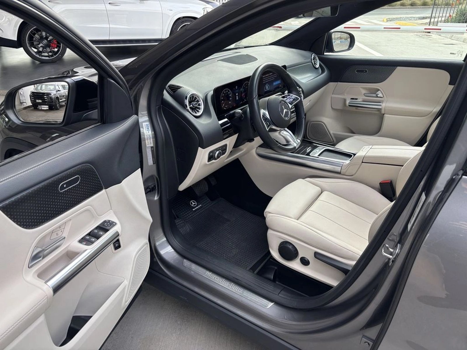 Mercedes-Benz Gla 200 2024 - Imagen 11 de 20
