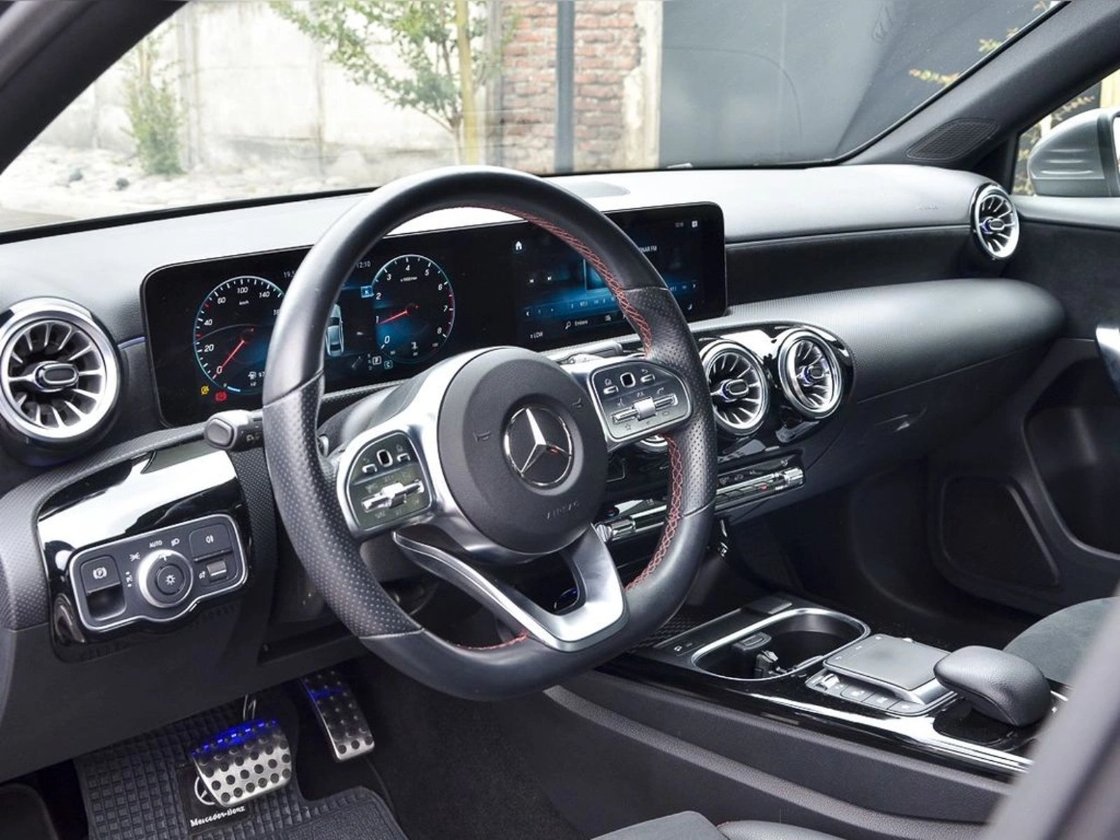 Mercedes-Benz A 200 2023 - Imagen 6 de 13