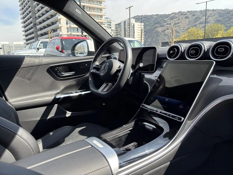 Mercedes-Benz C 200 2025 - Imagen 4 de 20