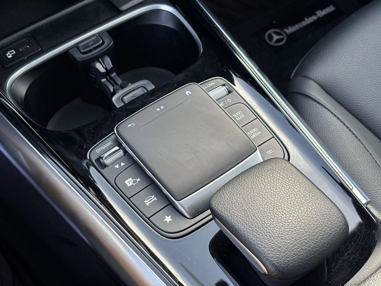 Mercedes-Benz Gla 200 2024 - Imagen 11 de 17