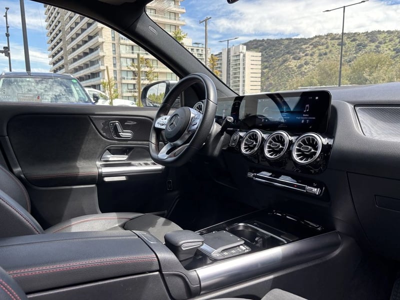 Mercedes-Benz Gla 220 D 2022 - Imagen 5 de 14