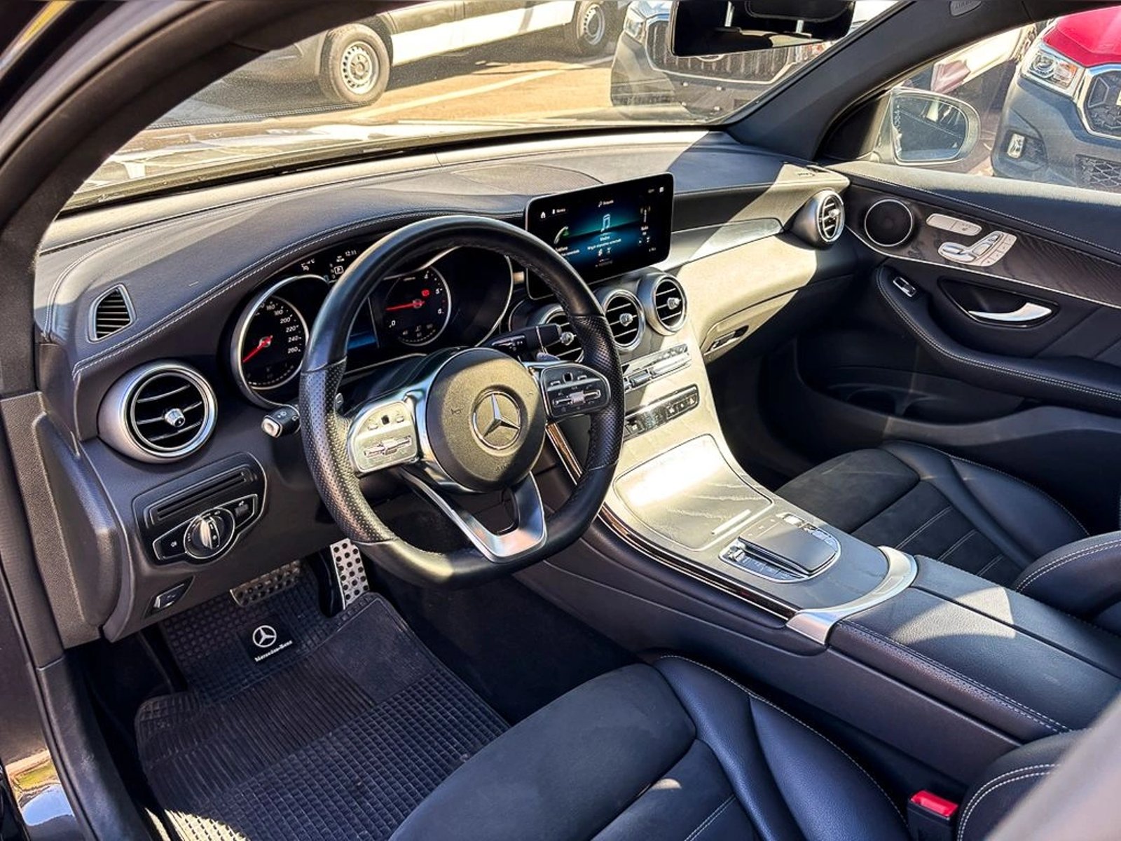 Mercedes-Benz Glc 300 2023 - Imagen 11 de 18