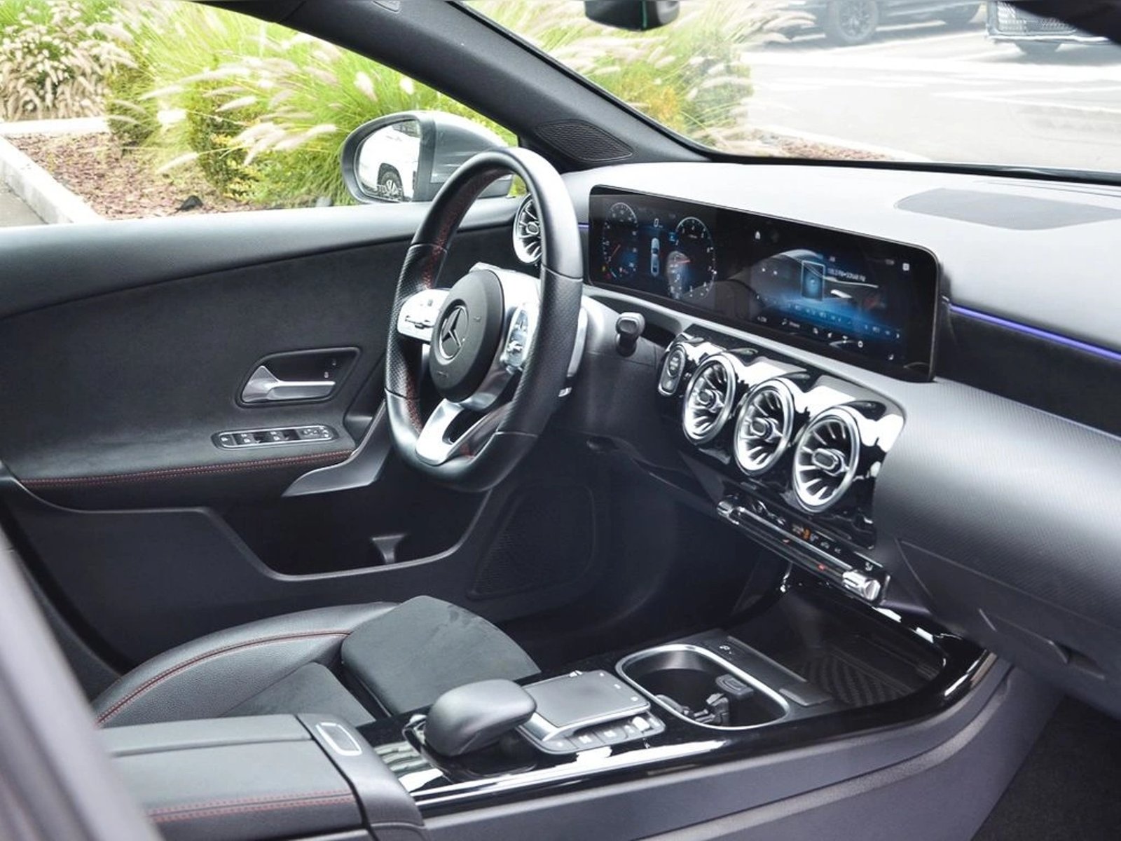 Mercedes-Benz A 200 2023 - Imagen 5 de 13