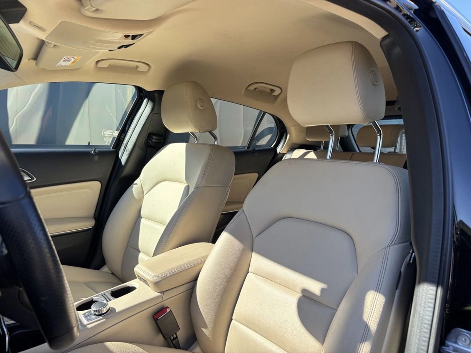 Mercedes-Benz Gla 200 2019 - Imagen 13 de 20