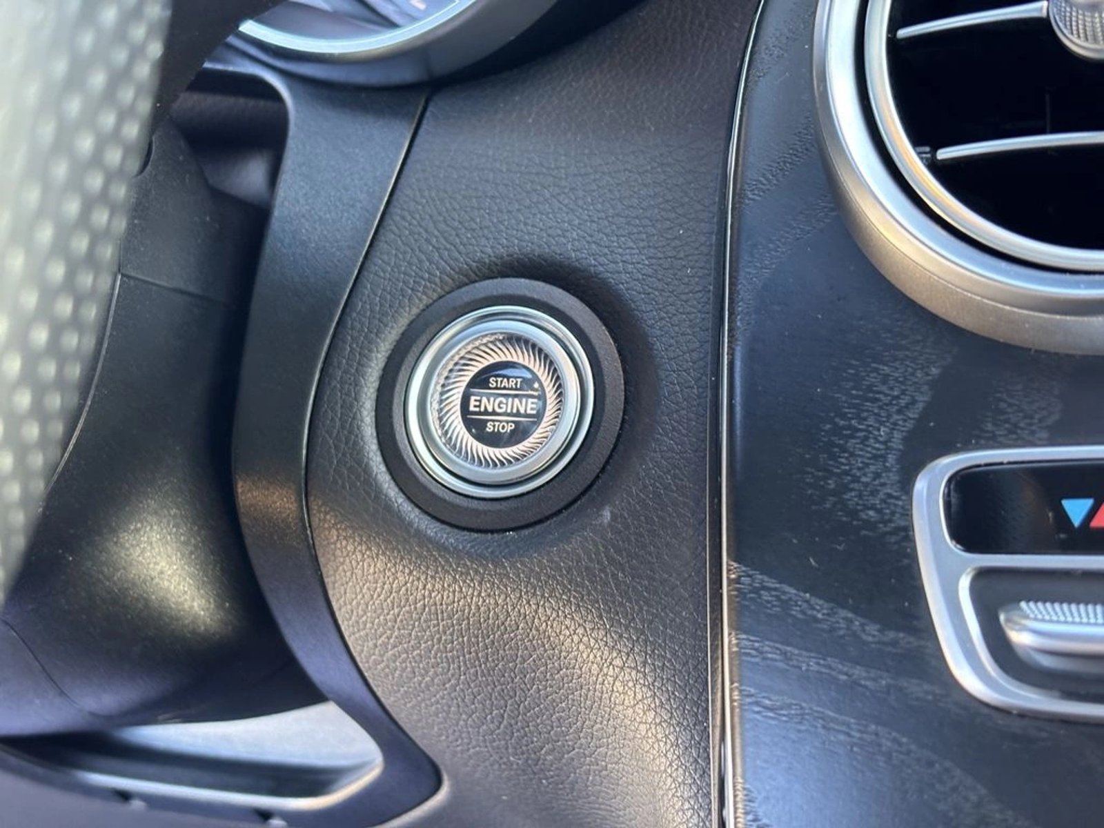 Mercedes-Benz Glc 300 2022 - Imagen 19 de 20