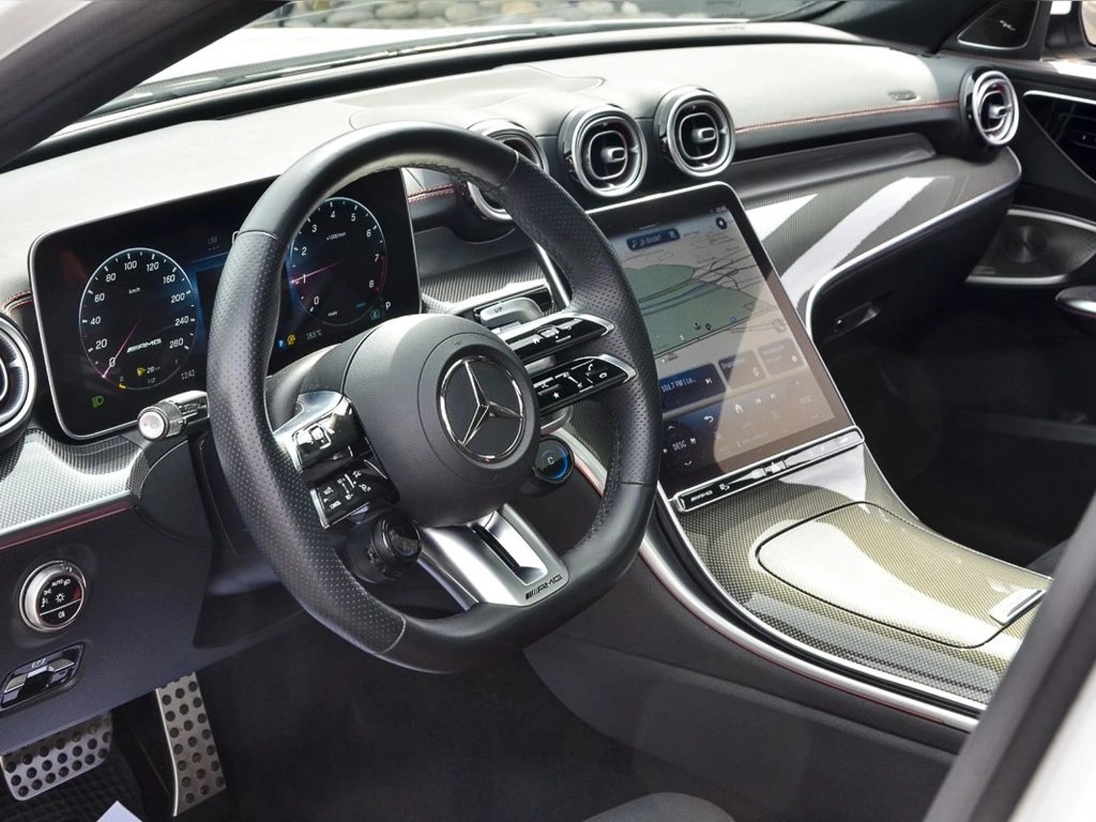 Mercedes-Benz C 43 Amg 2024 - Imagen 13 de 20