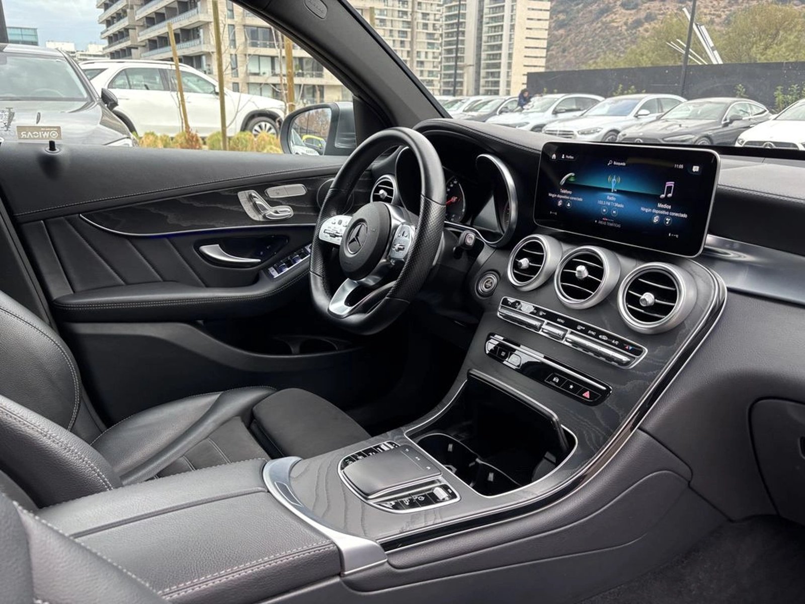 Mercedes-Benz Glc 300 2023 - Foto 4 de 17
