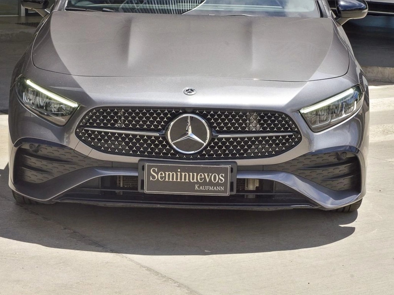 Mercedes-Benz A 200 2024 - Foto 3 de 16