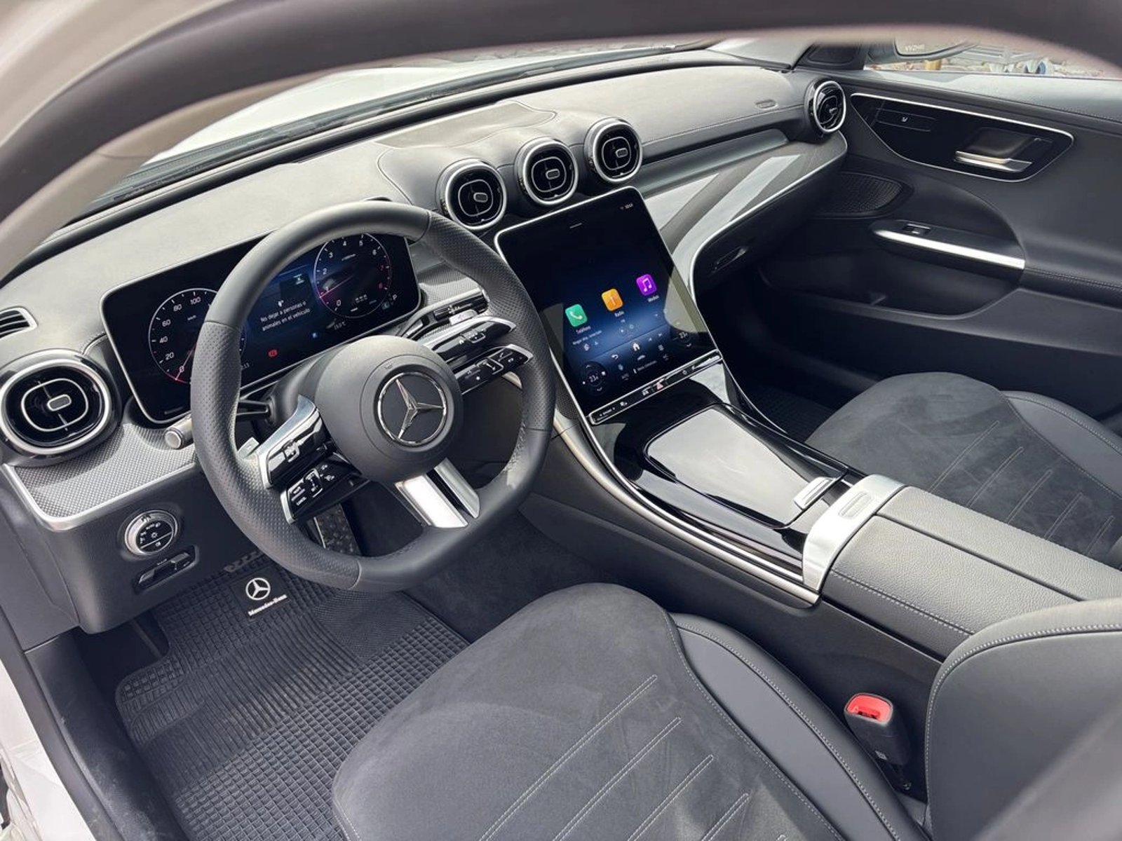 Mercedes-Benz C 200 2026 - Imagen 16 de 20
