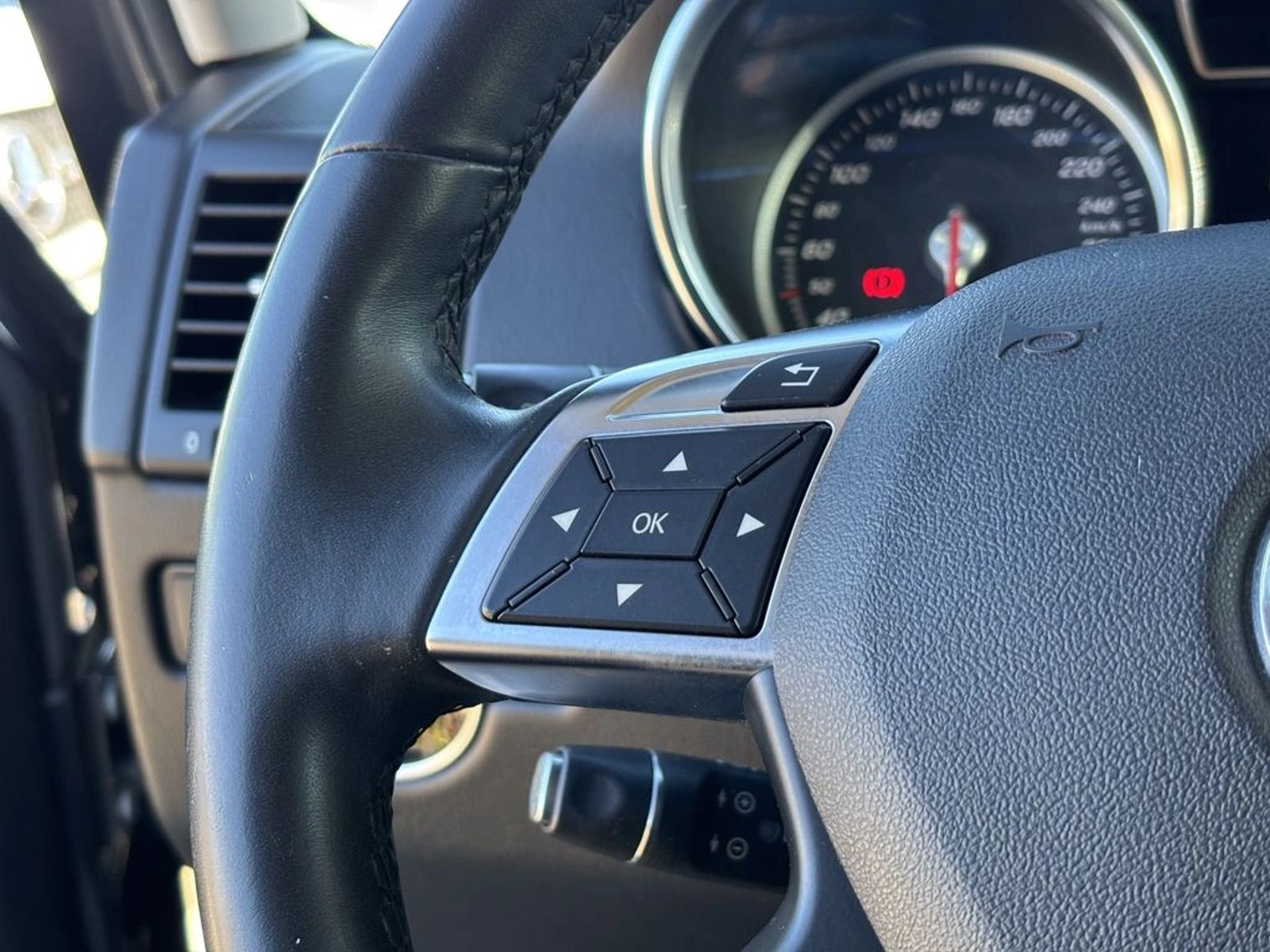 Mercedes-Benz G 350 2019 - Imagen 18 de 20