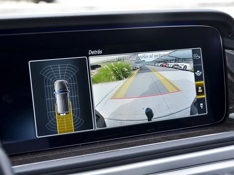 Mercedes-Benz G 400 2023 - Imagen 8 de 20
