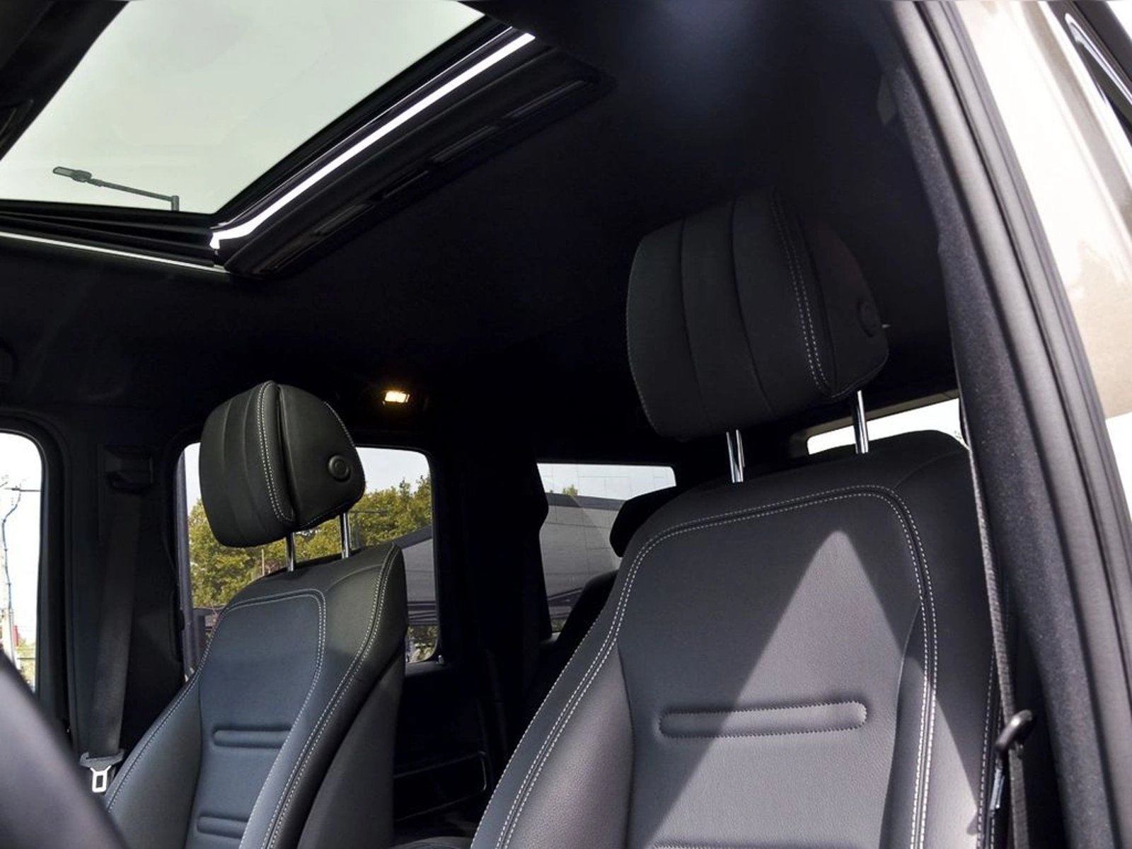 Mercedes-Benz G 400 2023 - Imagen 11 de 20
