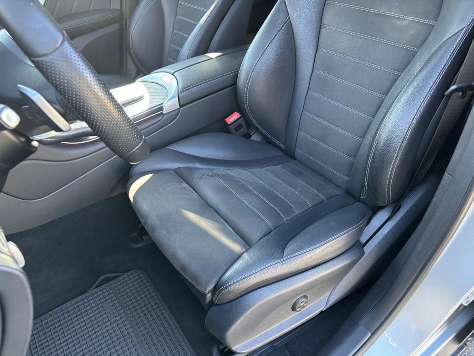 Mercedes-Benz Glc 300 2022 - Imagen 15 de 20
