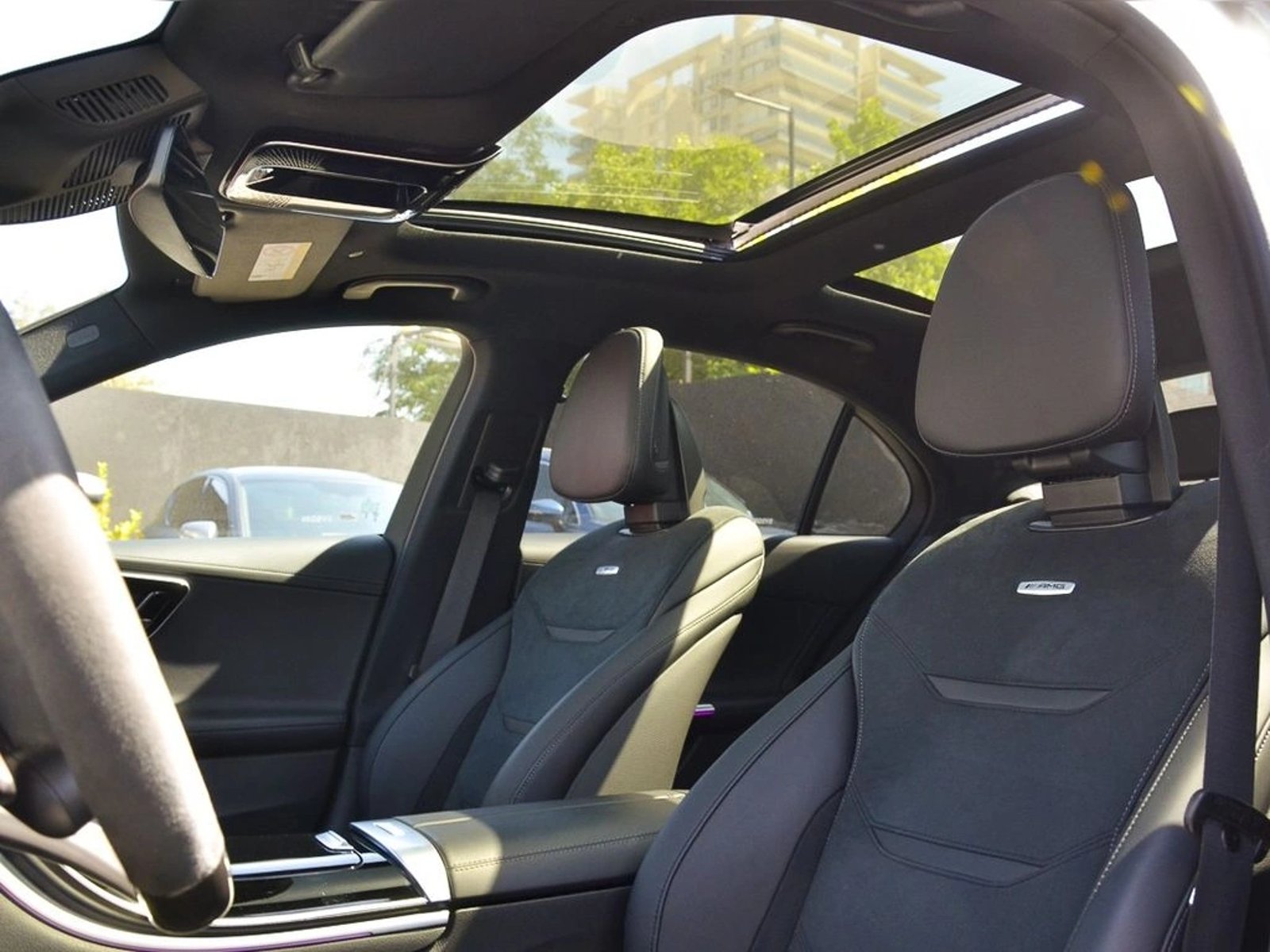 Mercedes-Benz C 63 2025 - Imagen 16 de 20