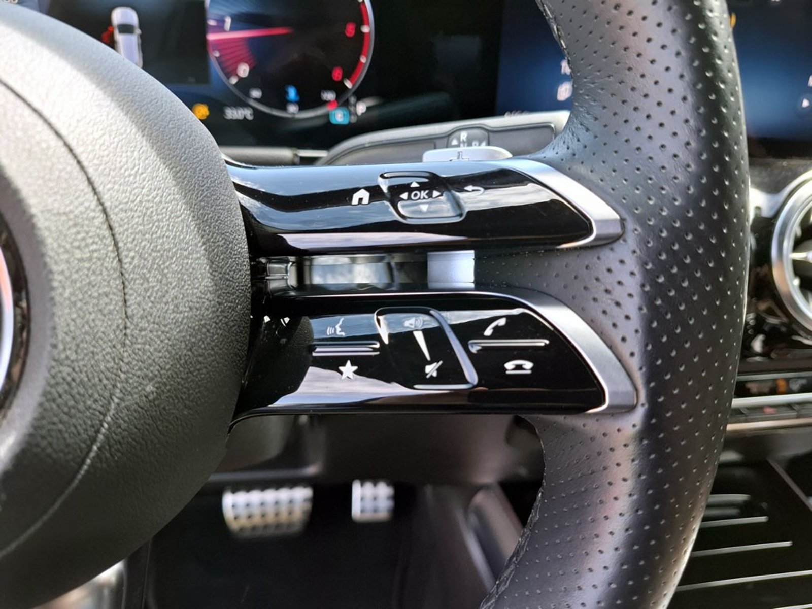 Mercedes-Benz Gla 220 2024 - Imagen 19 de 20