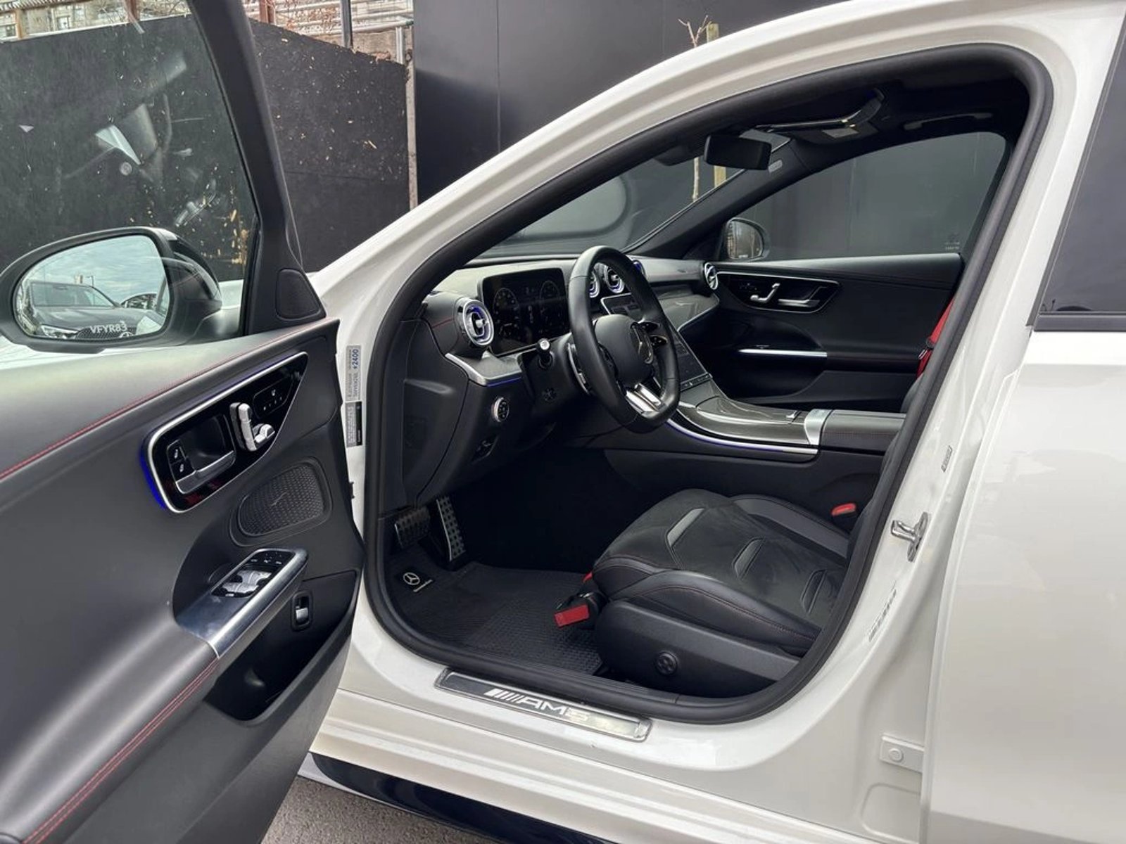 Mercedes-Benz C 43 2024 - Imagen 11 de 19