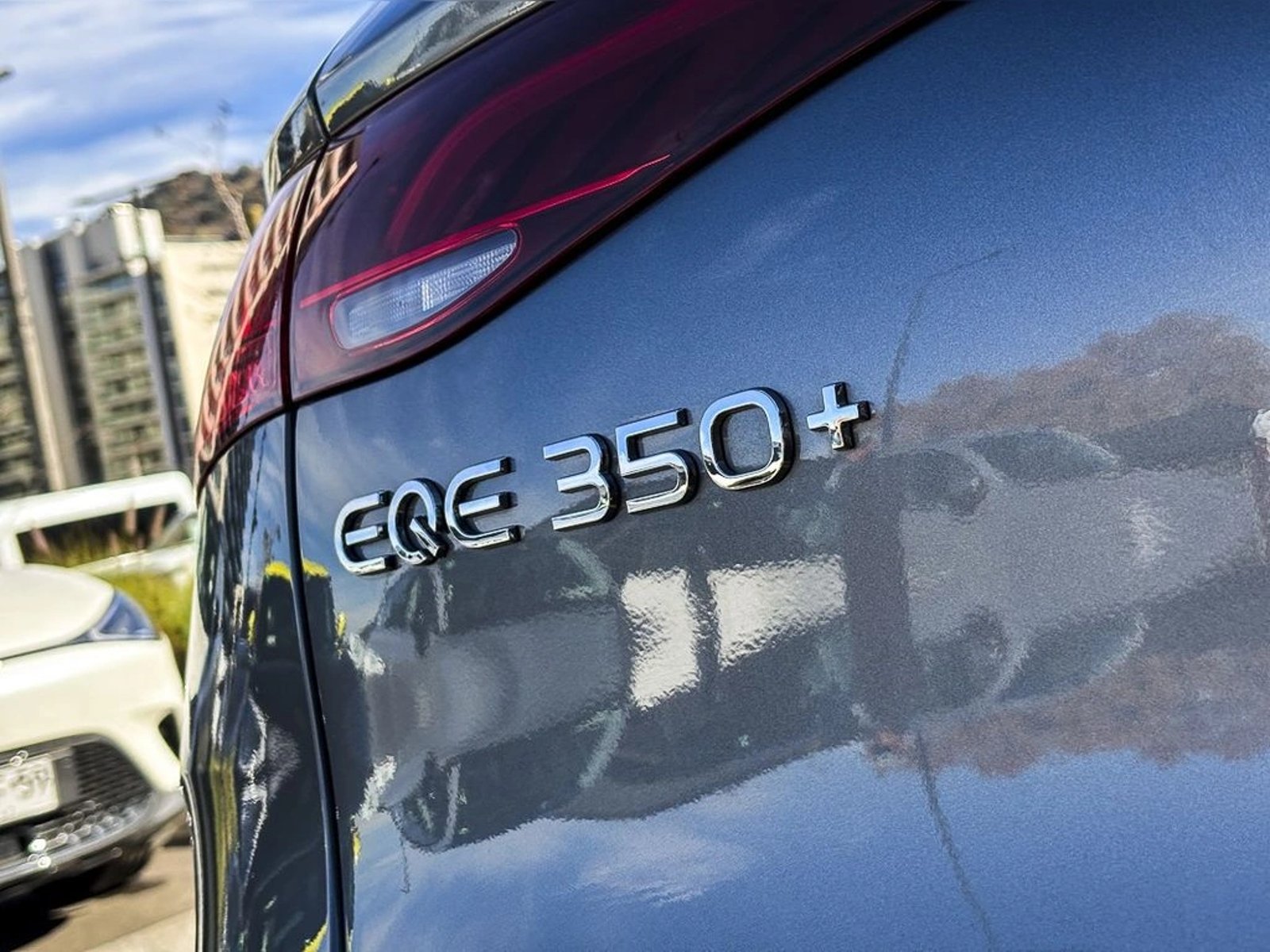 Mercedes-Benz Eqe 350 + 2025 - Imagen 7 de 17