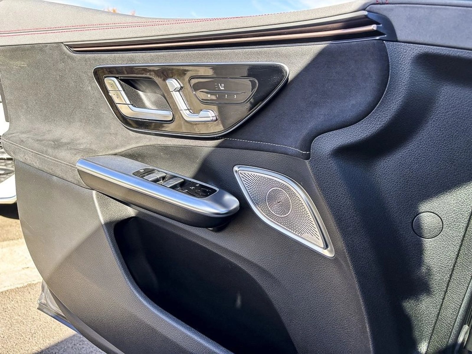 Mercedes-Benz Eqe 350 + 2025 - Imagen 16 de 17