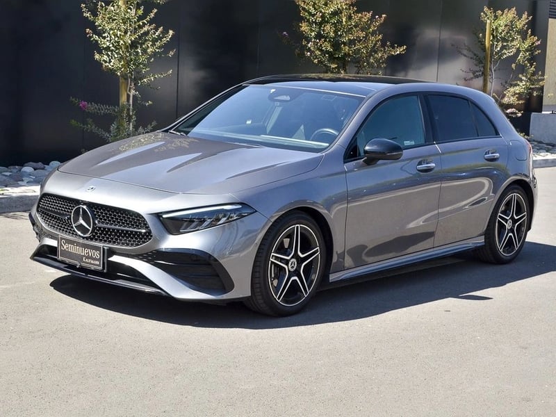 Mercedes-Benz A 200 2025