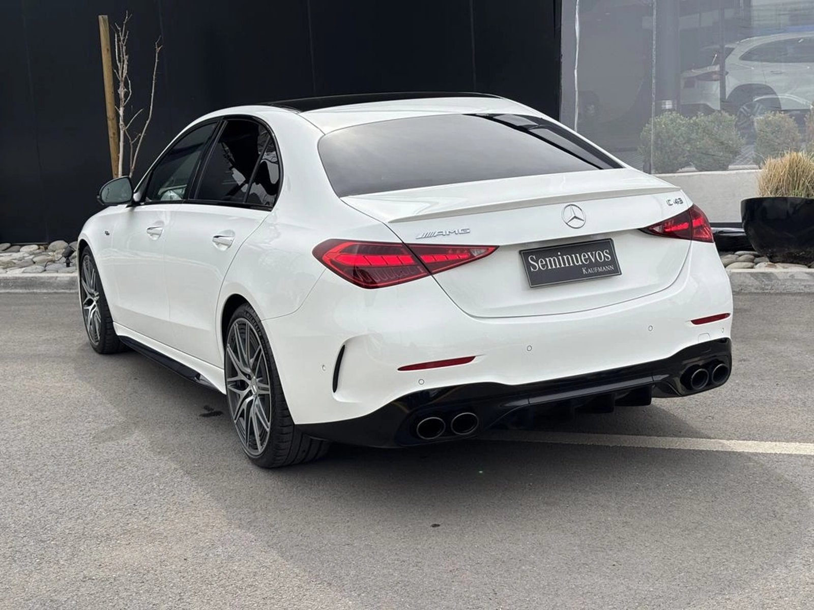 Mercedes-Benz C 43 2024 - Imagen 13 de 20