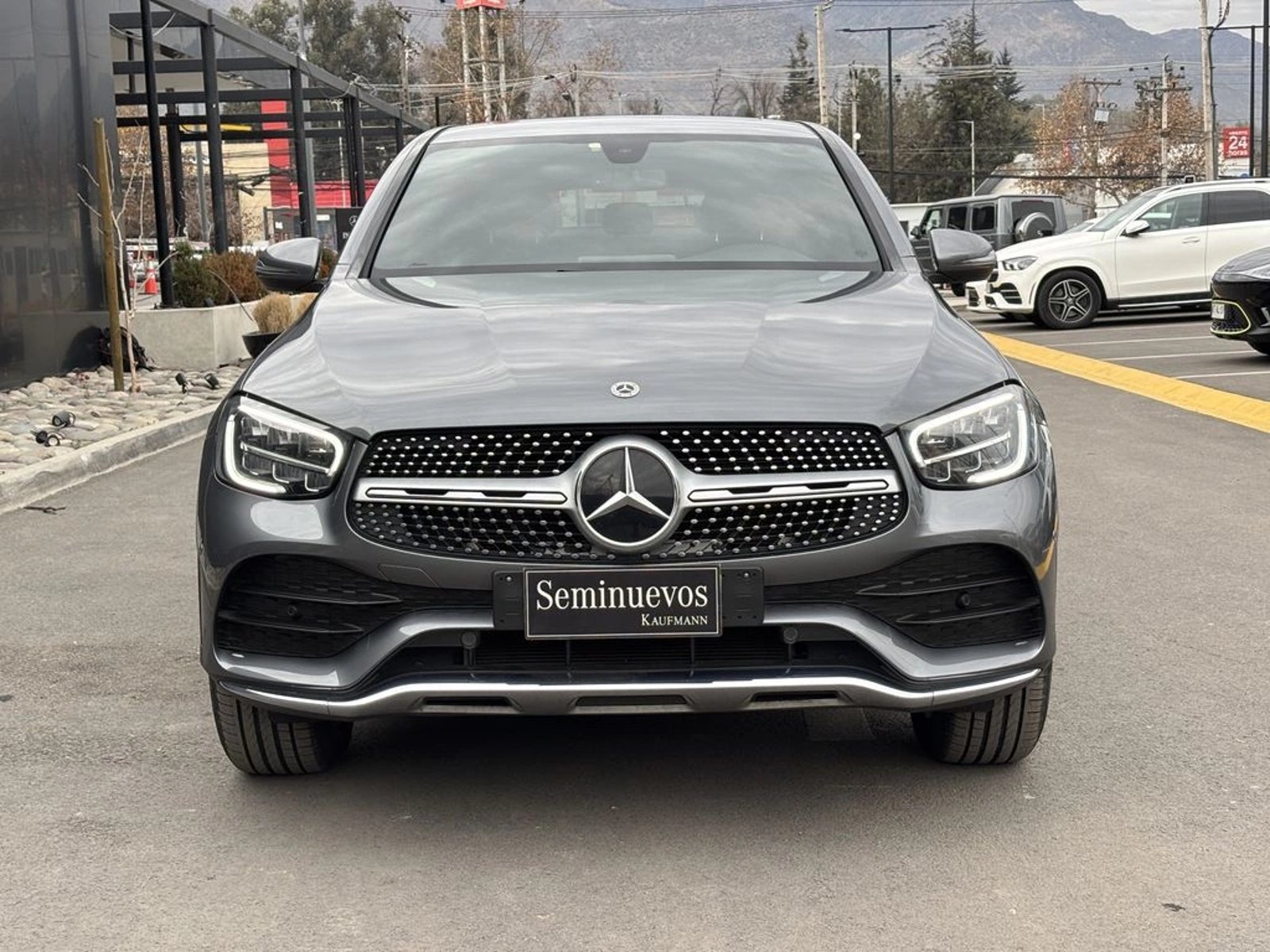 Mercedes-Benz Glc 300 2023 - Foto 2 de 17