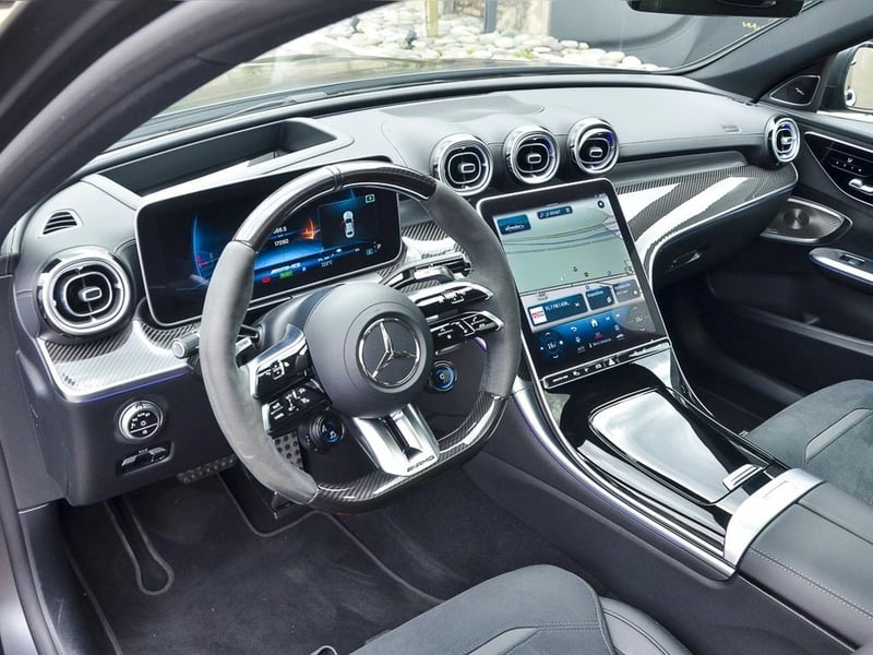 Mercedes-Benz C 63 2025 - Imagen 14 de 20