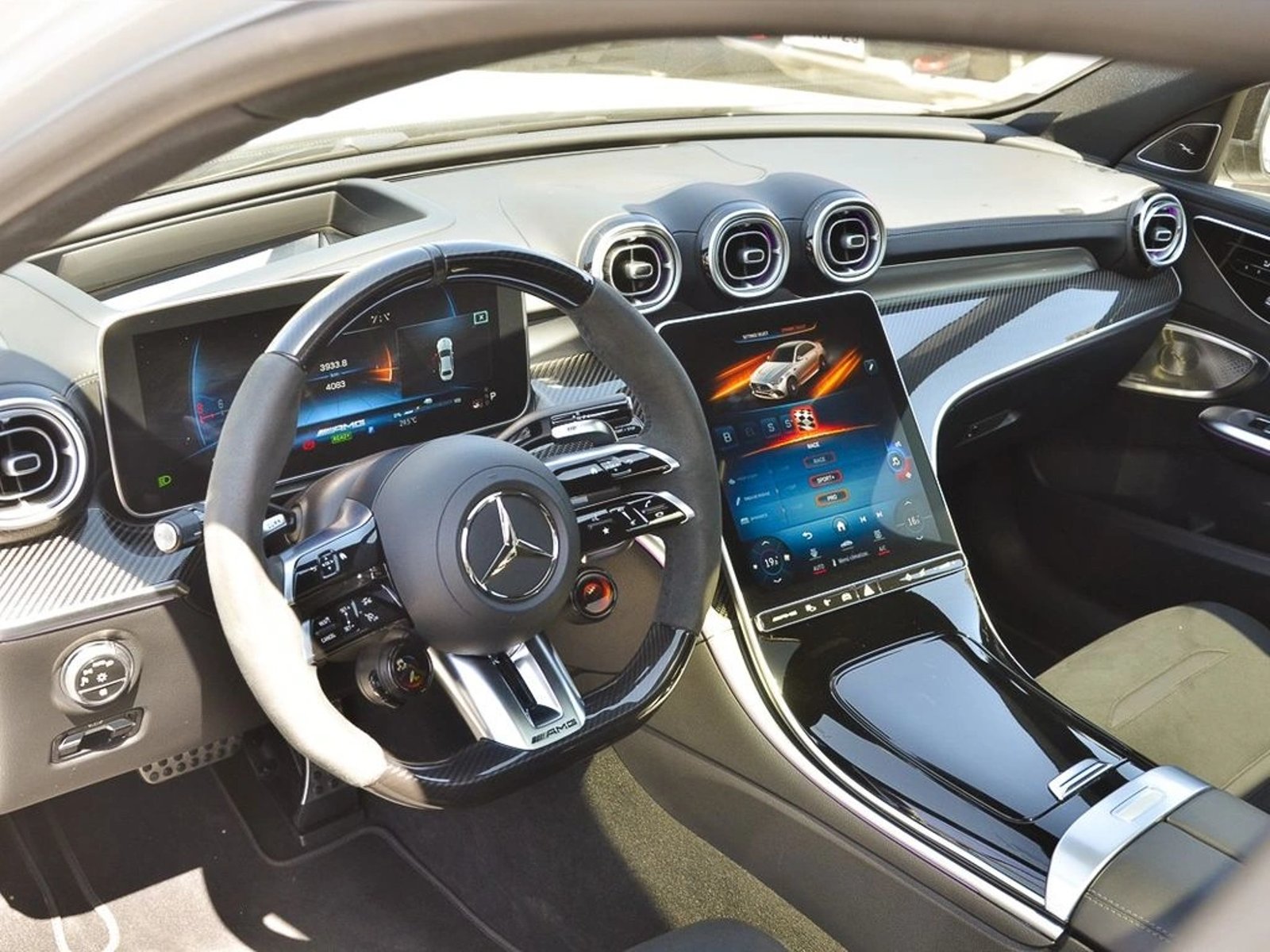 Mercedes-Benz C 63 2025 - Imagen 14 de 20