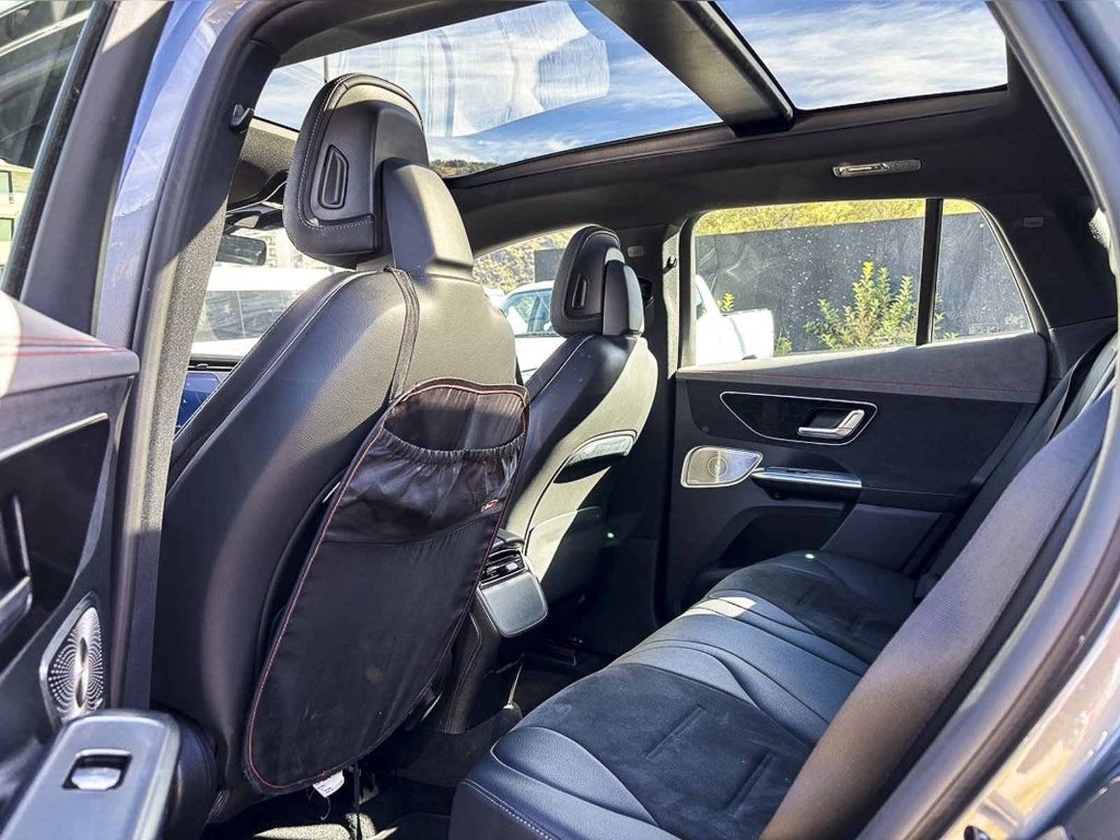 Mercedes-Benz Eqe 350 + 2025 - Imagen 10 de 17