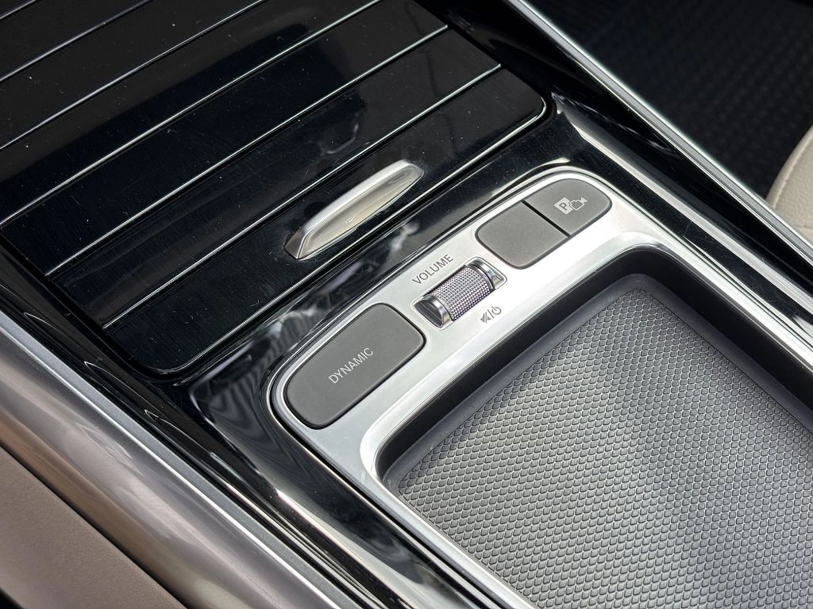 Mercedes-Benz Gla 200 2024 - Imagen 16 de 20