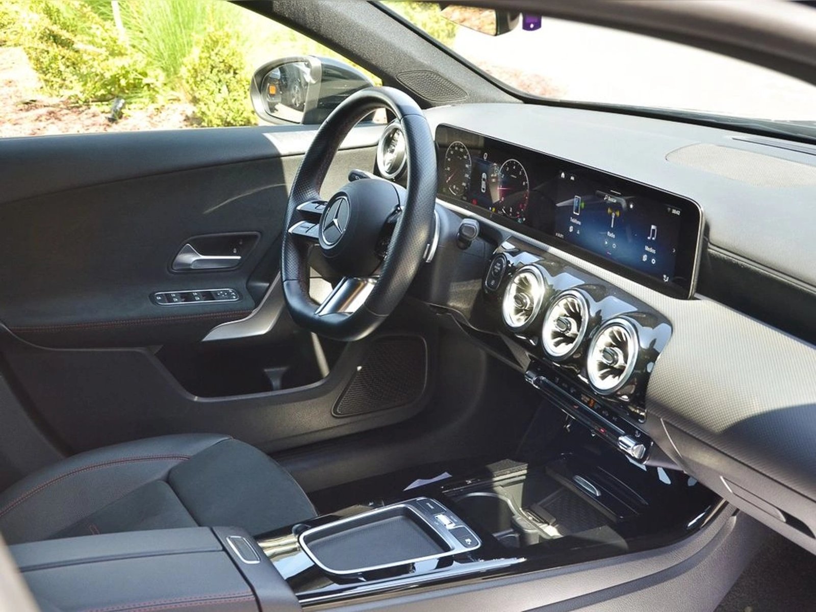 Mercedes-Benz A 200 2024 - Imagen 5 de 16