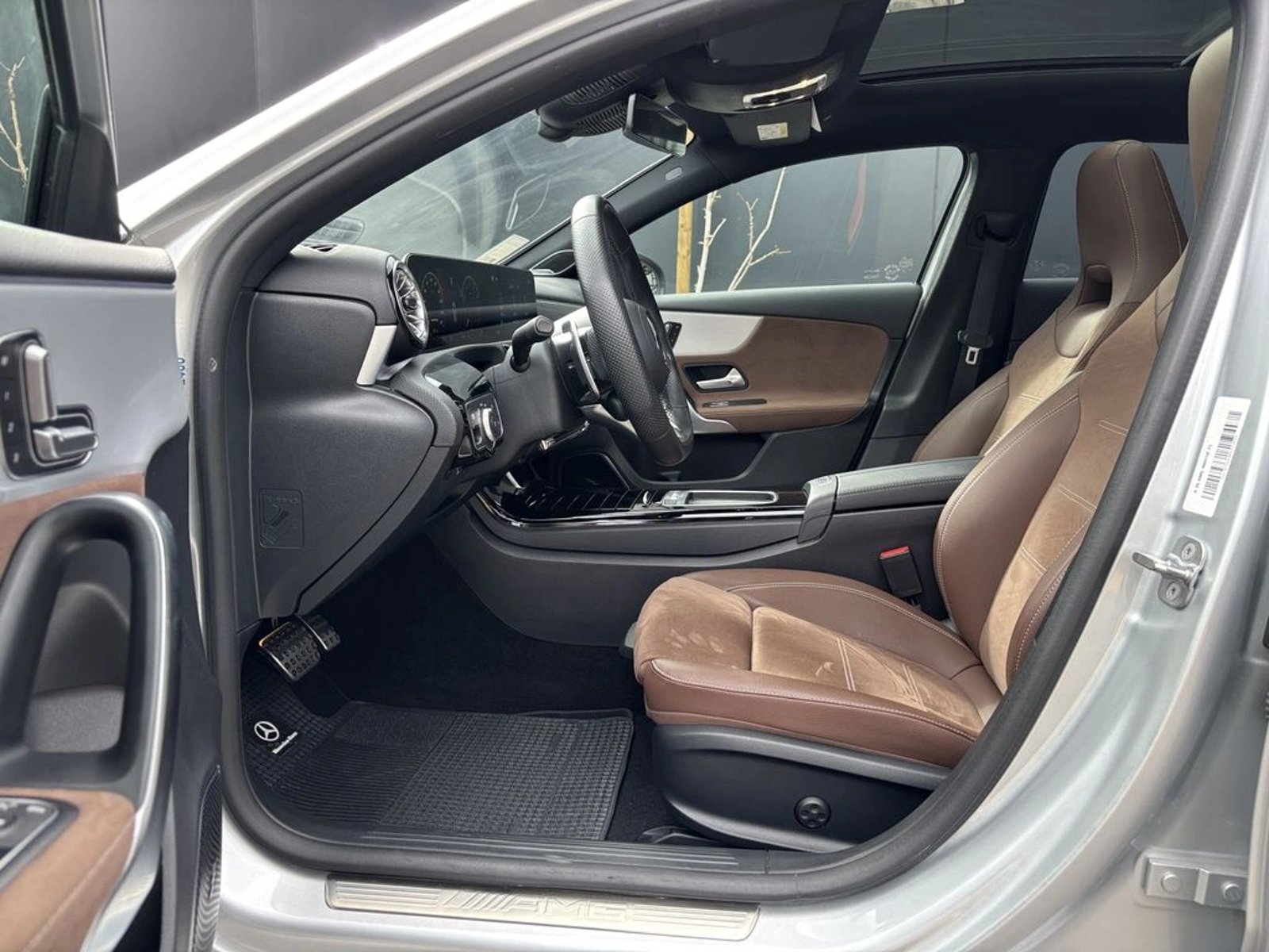 Mercedes-Benz A 35 2025 - Imagen 10 de 19