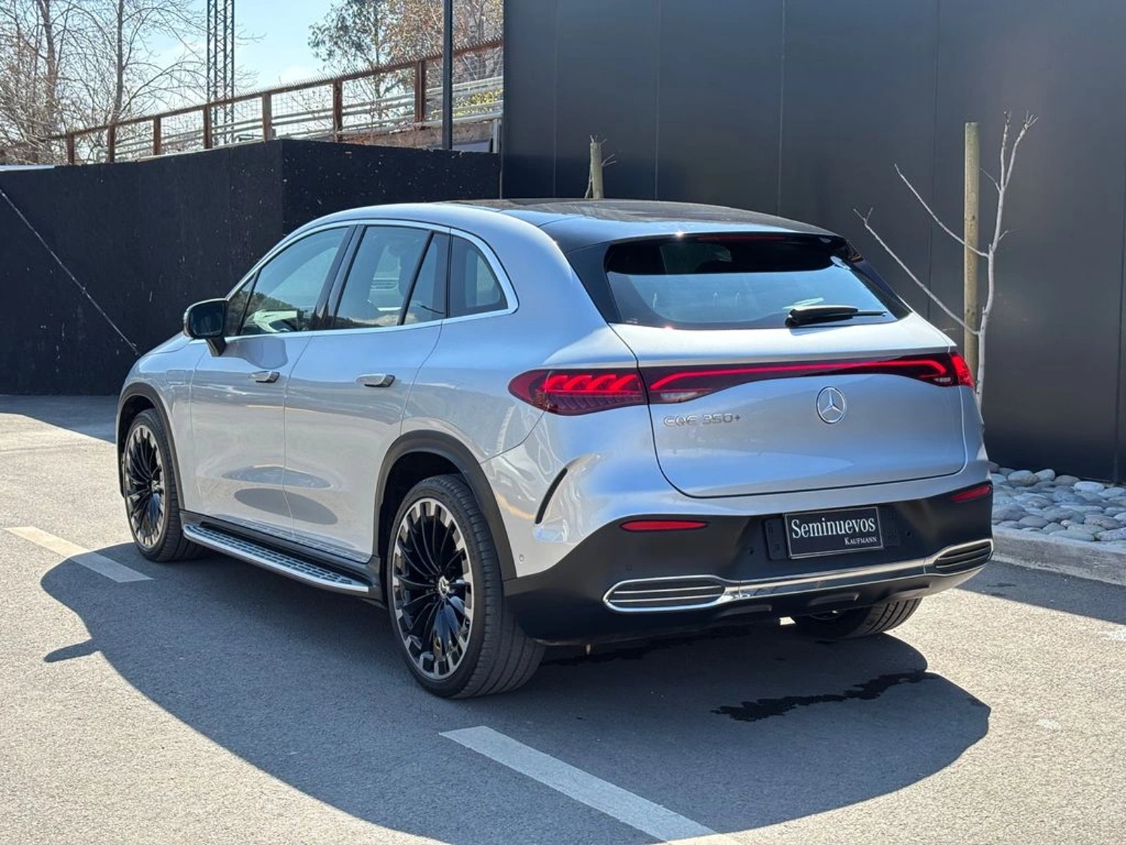 Mercedes-Benz Eqe 350 + 2025 - Imagen 6 de 20