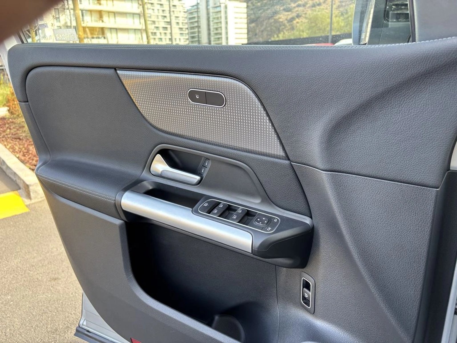 Mercedes-Benz Gla 200 2024 - Imagen 16 de 17