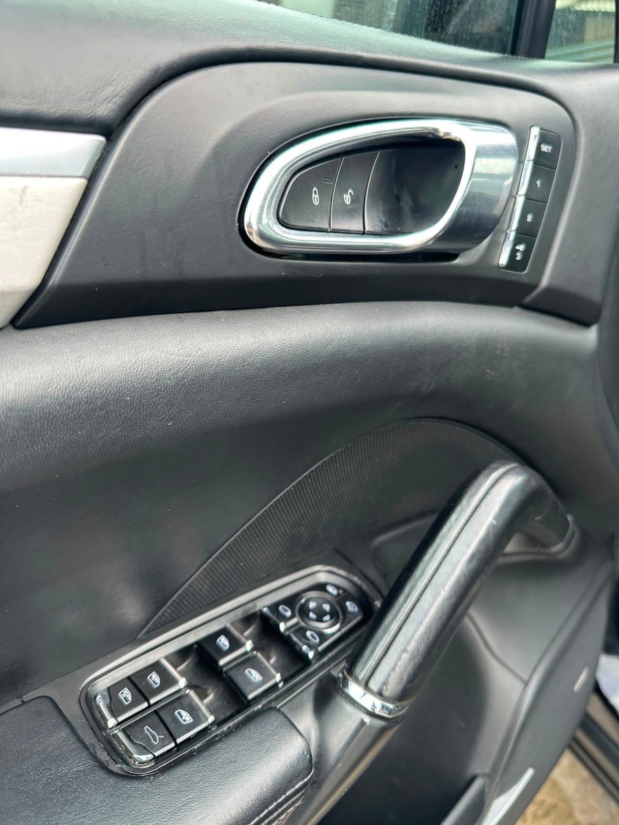 Porsche CAYENNE 2014 - Imagen 10 de 19