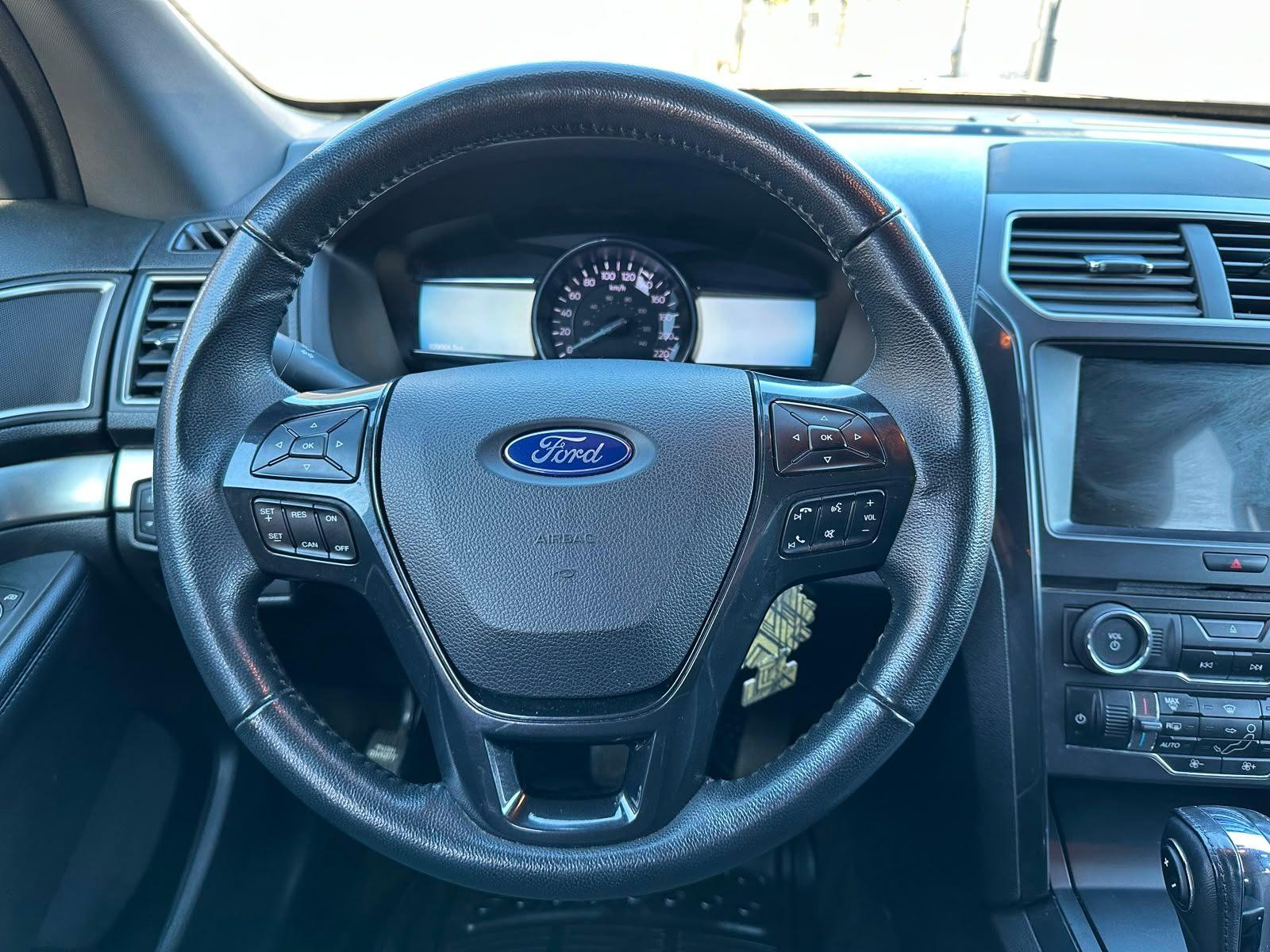 Ford EXPLORER 2018 - Imagen 12 de 19