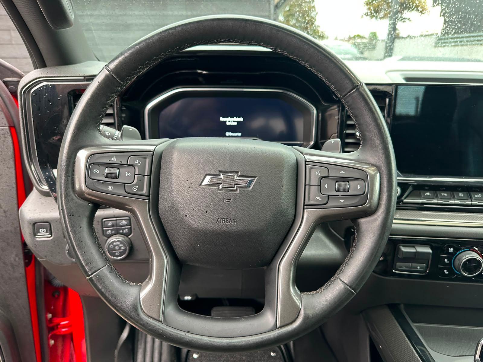 Chevrolet SILVERADO 2024 - Imagen 12 de 20
